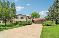 1845 Bluebird Lane, Munster, IN 46321