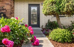 100 N 56th Ave, Yakima, WA 98908