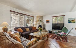 320 Artist Road, Santa Fe, NM 87501