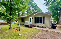 10183 LOWER RD, Woodruff, WI 54568