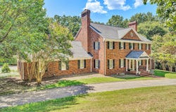77 Gloucester Ct, Troutville, VA 24175