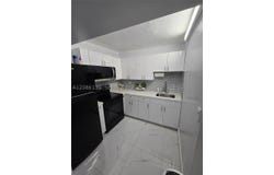 6620 W 2nd Ct, Hialeah, FL 33012
