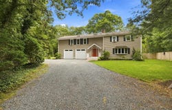 536 Skunknet Road, Centerville, MA 02632