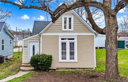 9105 High Street, Georgetown, IN 47122