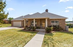2107 Ruffles Lane, Henrietta, TX 76365