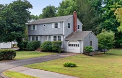 5 Robert Sproul Rd, Medfield, MA 02052