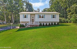 187 Cardinal Loop, Crossville, TN 38555