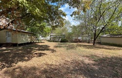 506 N 3rd Street, Ozark, AR 72949