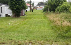 512 W 11th St, Metropolis, IL 62960