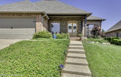 216 Emerald Circle, Brandon, MS 39047