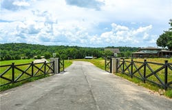 541 Reed Valley Road, Fayetteville, AR 72704