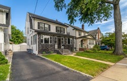 149 E Clay Ave, Roselle Park Boro, NJ 07204-2032