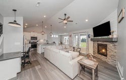 4377 Glen View, Manhattan, KS 66502