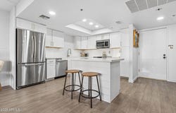 7950 E CAMELBACK Road, Scottsdale, AZ 85251