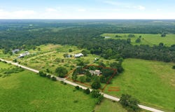 900 County Road 474, Elgin, TX 78621