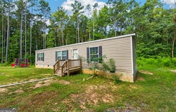 3930 Bartley Road, West Point, GA 31833