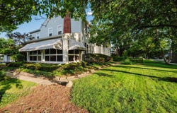 944 S Cassingham Road, Bexley, OH 43209
