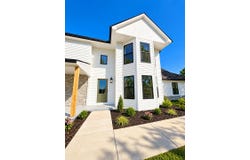 439 N Main Street, Salvisa, KY 40372