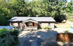 5119 S Loftus Rd, Florence, OR 97439