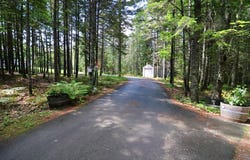 40 Journeys End Lane, Surry, ME 04684