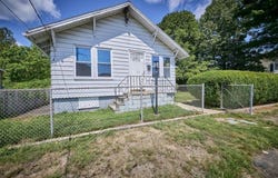 15 Moray St, Lynn, MA 01904