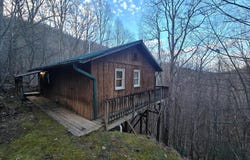 244 Grindstone Knob Rd, Whittier, NC 28789