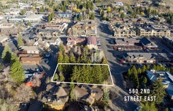 560 E 2nd St, Ketchum, ID 83340