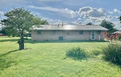 905 Pulitzer St, Silverton, TX 79257