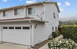 14552 Foothill, Sylmar, CA 91342