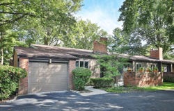 160 Glen Circle, Worthington, OH 43085
