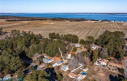 151 Badger Rd, Deltaville, VA 23043