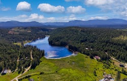 447 S Beaver Lake Rd, Athol, ID 83801