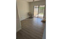 10110 SW 22nd Ter, Miami, FL 33165