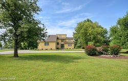 2000 Amber Lane, Carthage, MO 64836