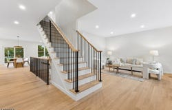 22 Reeve Cir, Millburn Twp., NJ 07041-1913
