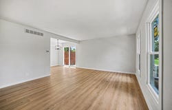 1801 Jamestown Circle, Hoffman Estates, IL 60169
