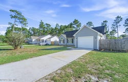 20 S Shelby Road, Southport, NC 28461