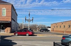 218 E 1st Street, Hermann, MO 65041
