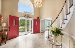 2 William Way, Washington Twp., NJ 07853-3449