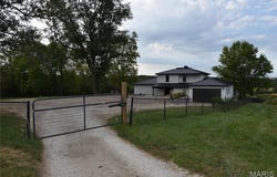 7988 Elder Lane, Palmyra, MO 63461
