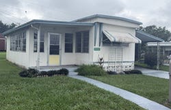 39625 Persimmon Ave, Zephyrhills, FL 33542