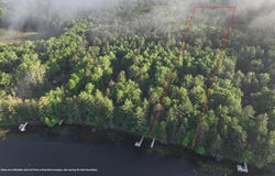 9035 SUNSHINE DR, Tomahawk, WI 54487
