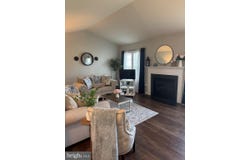 1155 BRIARBEND Way, GREENCASTLE, PA 17225