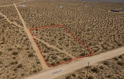 Rainier Road, Yucca Valley, CA 92284