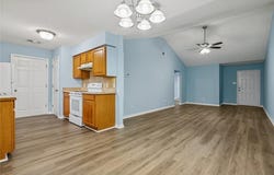 2818-20 PAKENHAM Drive, Chalmette, LA 70043
