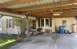 304 E 2nd Street, Bishop, TX 78343