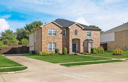 239 Glen Ridge Drive, Murphy, TX 75094