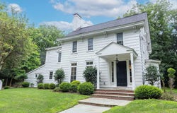 592 Landing Avenue, Smithtown, NY 11787