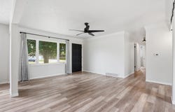 322 Crestridge Drive, Waterloo, IA 50702