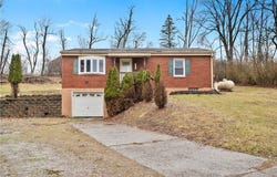 134 Baldwin Rd, Collier Twp, PA 15106